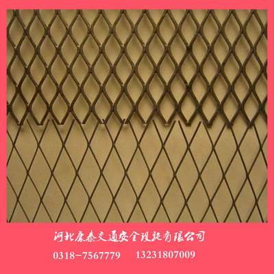 供应各种优质金属板网与菱形钢板网——河北康泰交通安全设施的专业选择